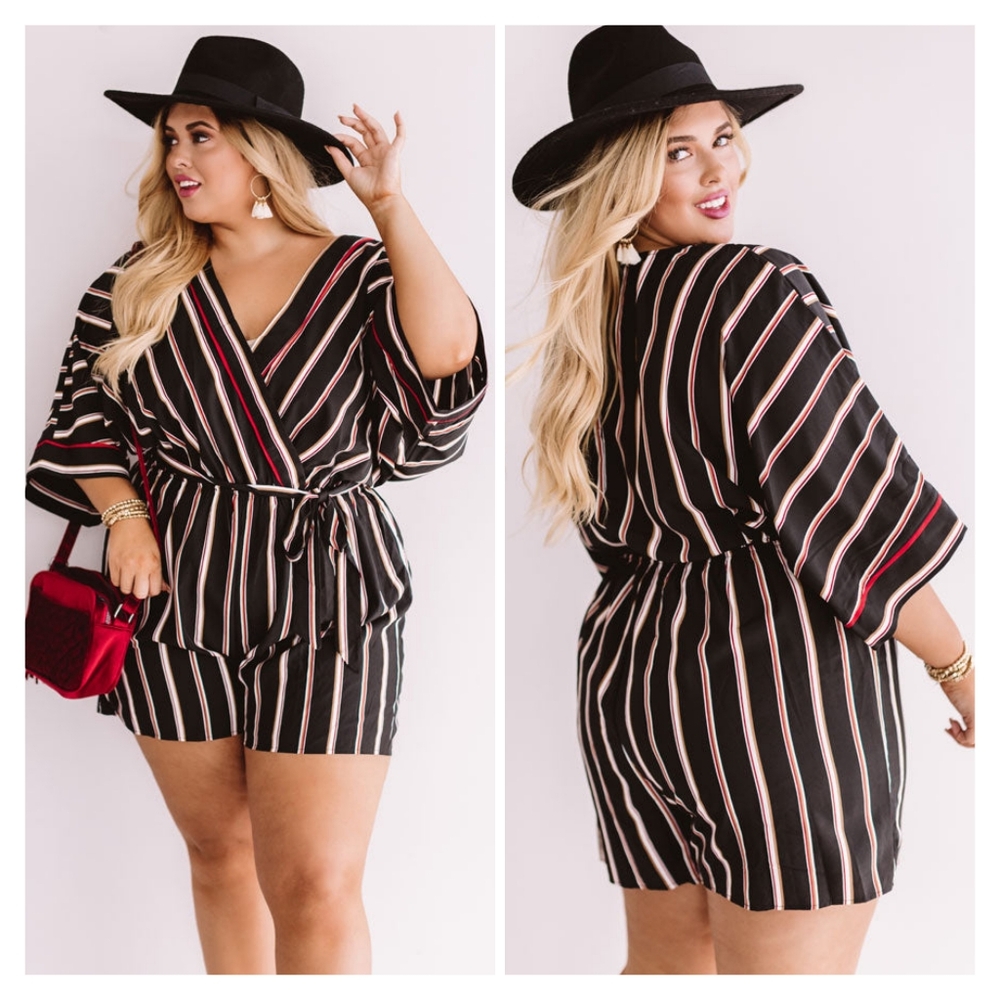 Hayden LA Striped Romper Size 2XL